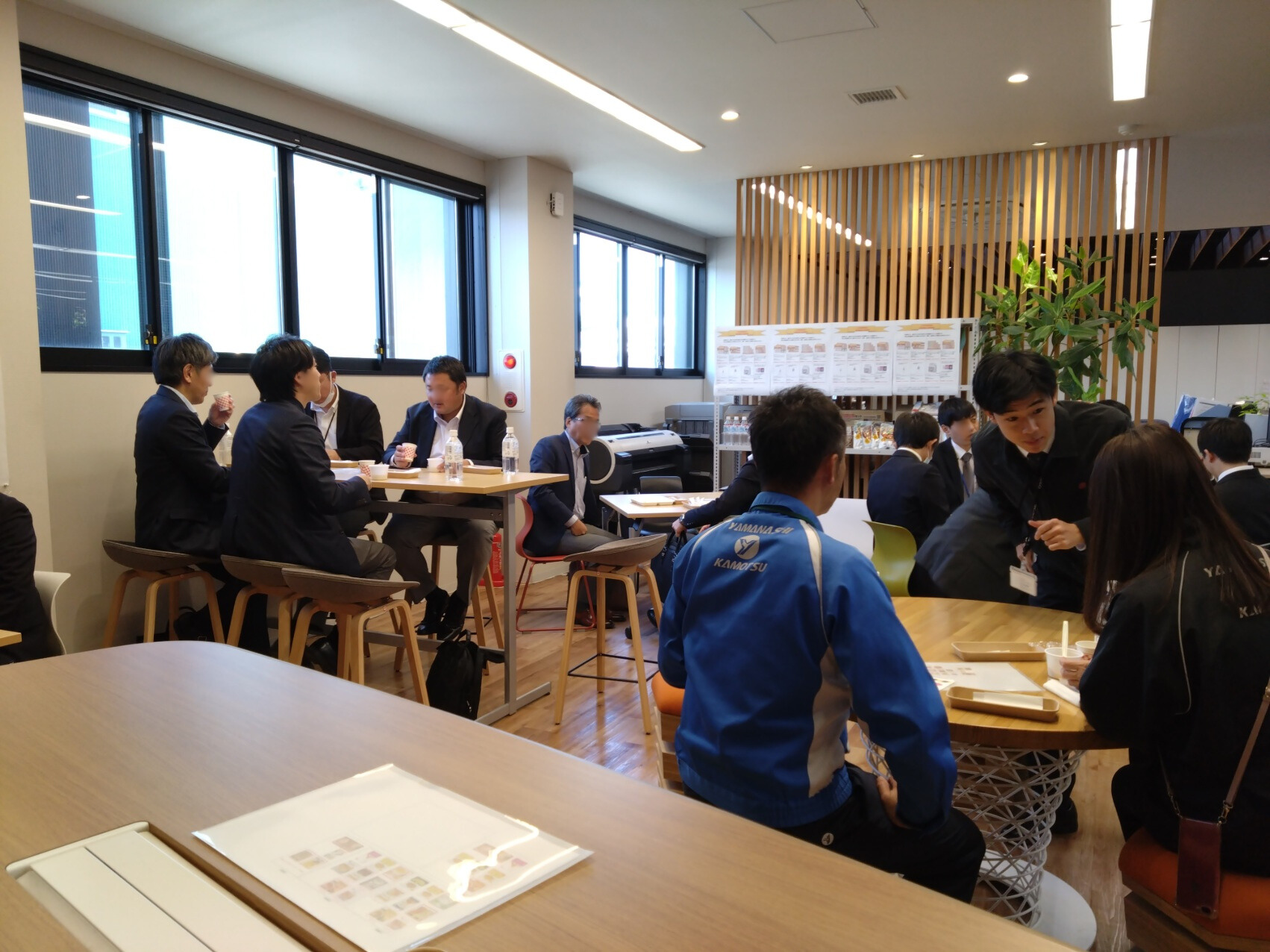 【山梨県主催：プチ就業体験・企業見学ツアープログラム】働き方改革に基づくオフィス空間づくりのお仕事体験！